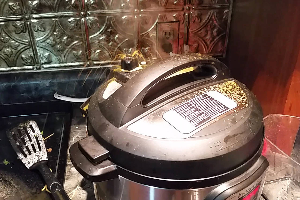 Mua Nồi Cơm Điện Giá Rẻ Có Thực Sự "Tiết Kiệm"?